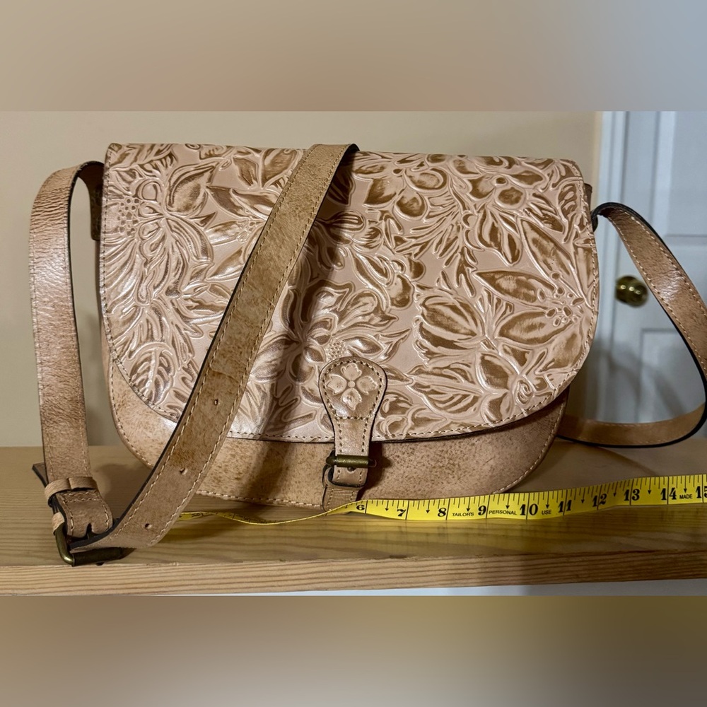 Patricia Nash Natural Tooled Rosolini Leather Saddle Bag-NEW - Picture 2 of 16